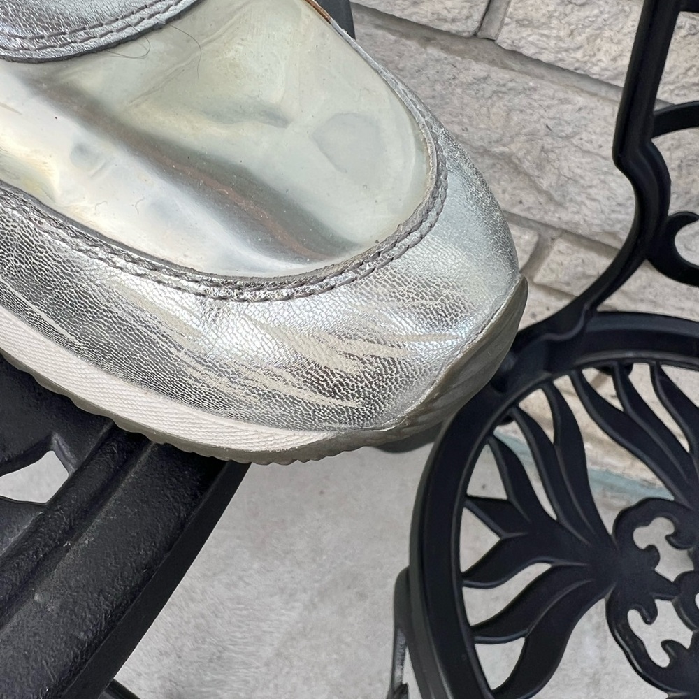 Silver Metallic Sneakers with Glitter Detail